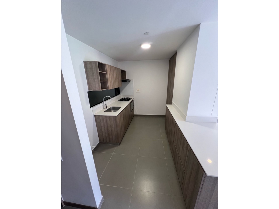 SE VENDE APARTAESTUDIO EN ENVIGADO CERCA A LA LOMA DE LAS BRUJAS — foto 4