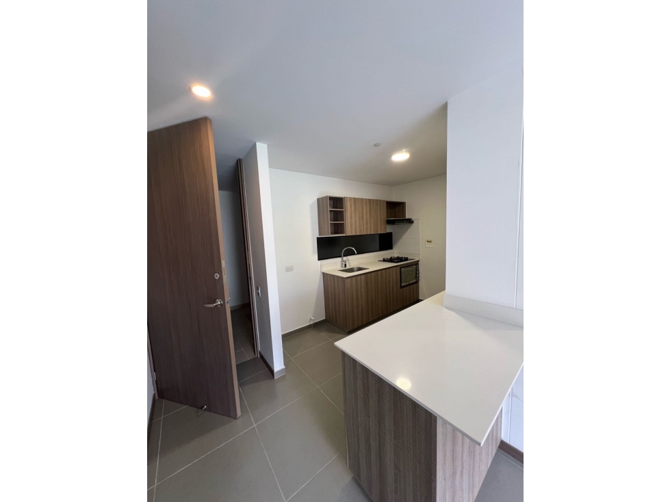 SE VENDE APARTAESTUDIO EN ENVIGADO CERCA A LA LOMA DE LAS BRUJAS — foto 5