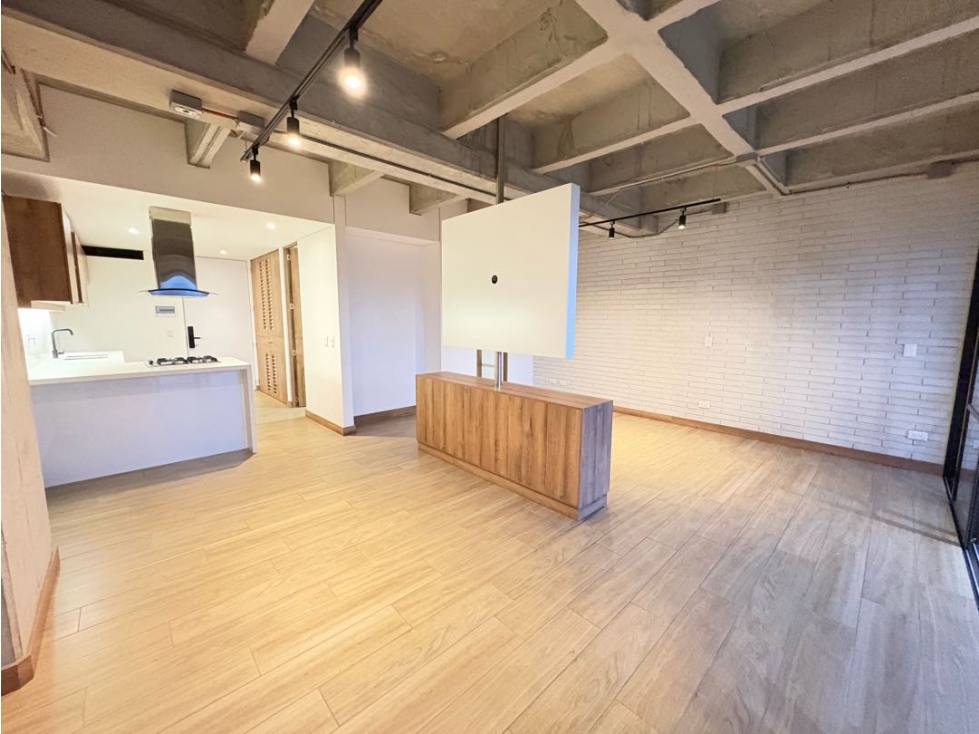 Aparta-estudio en Venta en el Poblado Ciudad del Rio