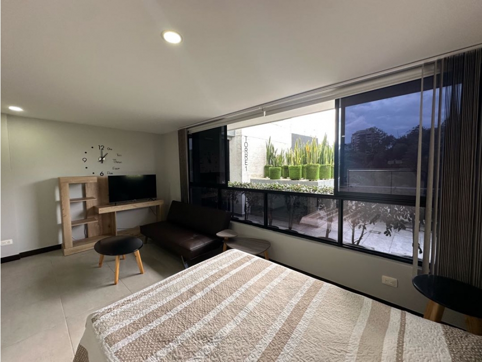 SE VENDE APARTAESTUDIO LOFT AMOBLADO EN LA CASTELLANA ARMENIA — foto 5