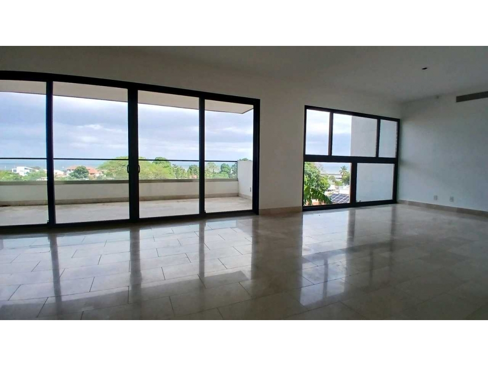 Se vende apartamemto en Coco del Mar en Ciudad de Panama