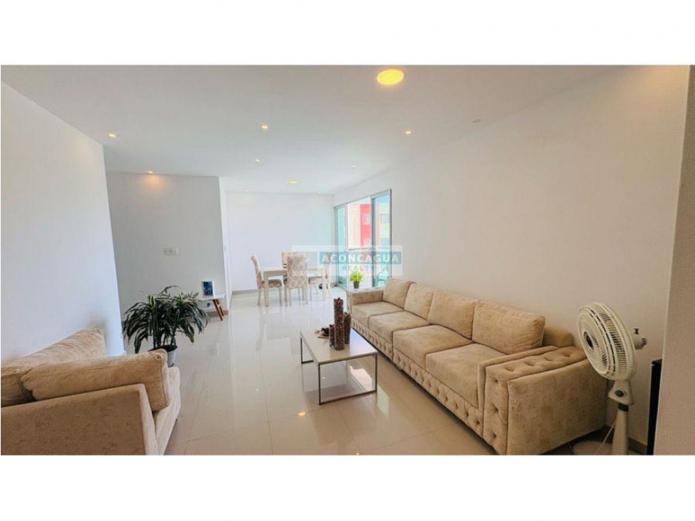Se vende apartameno en Riomar