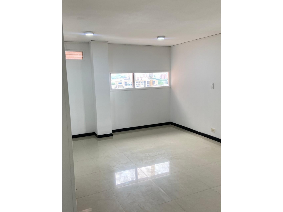 Vendo apartamento 13avo piso, Cuarto de lengua. Sur cali W9838823JE — foto 2