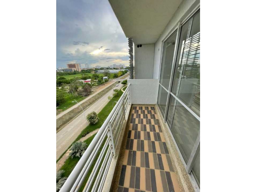 SE VENDE APARTAMENTO AMPLIO EN LA CASTELLANA - MONTERIA — foto 2