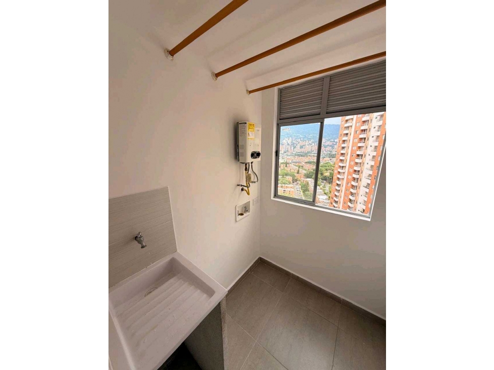 SE VENDE APARTAMENTO EN ITAGUI — foto 4