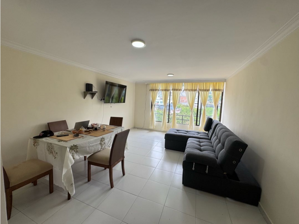 SE VENDE APARTAMENTO 3 HABITACIONES, PINARES,REMODELADO PDP — foto 4