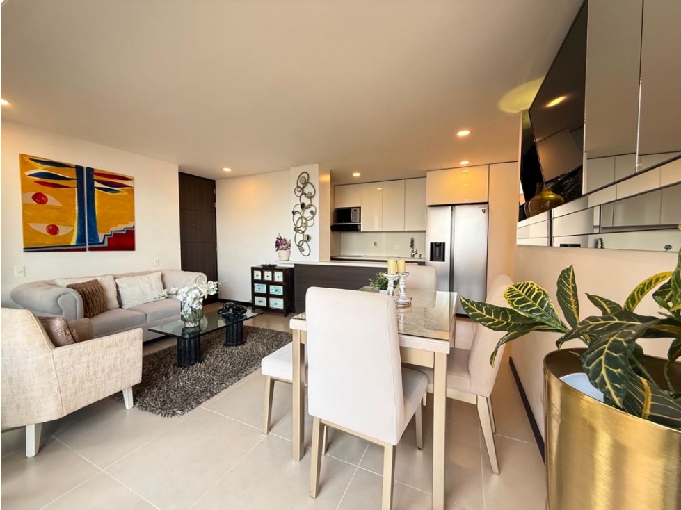 Se vende y/o arriendo apartamento amoblado en Altos del Poblado — foto 4