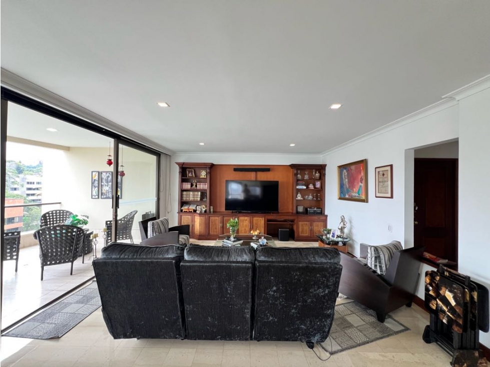 Se Vende Apartamento Amplio En La Loma De Los Gonzalez — foto 3