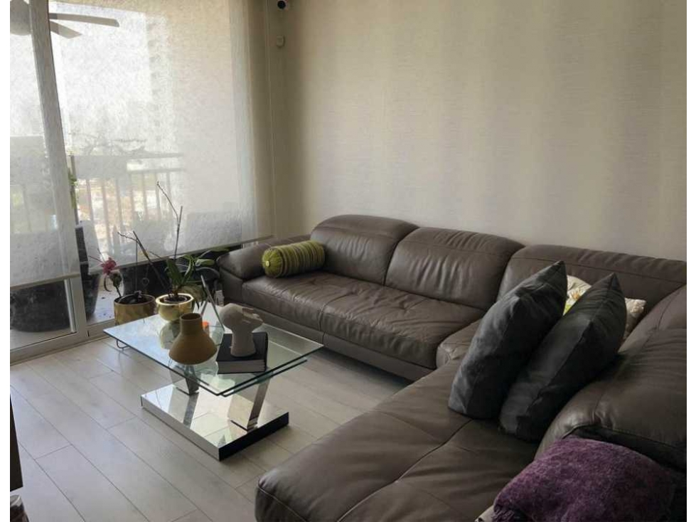SE VENDE APARTAMENTO AMUEBLADO EN OBARRIO 128 MTS 3 REC +CBE — foto 2