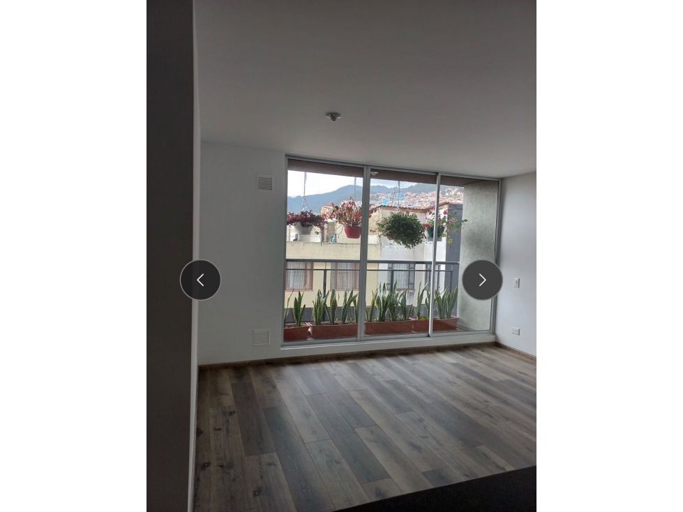 SE VENDE APARTAMENTO CON BALCÓN EN SAN ANTONIO NORTE.P