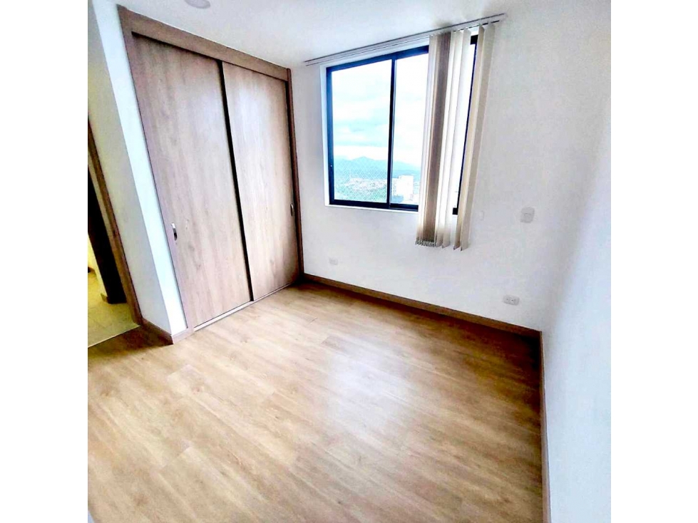 SE VENDE APARTAMENTO . AV BOLIVAR CENTRO DE ARMENIA QUINDIO — foto 4
