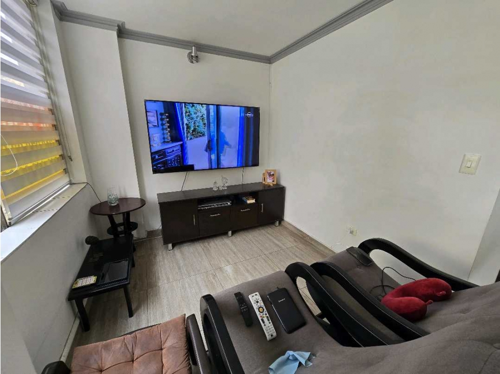 SE VENDE APARTAMENTO CALAZANS PARTE BAJA — foto 2