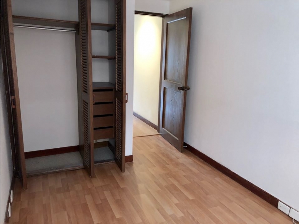 SE VENDE APARTAMENTO CHICO cerca a PARQUE 93 oportunidad — foto 4