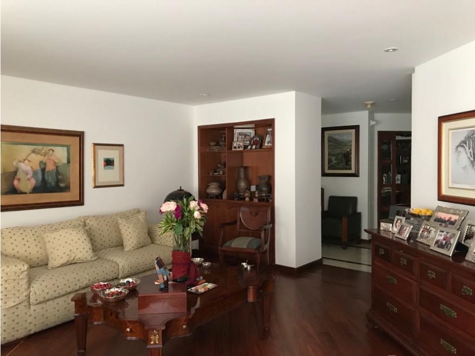 SE VENDE APARTAMENTO CHICO.P