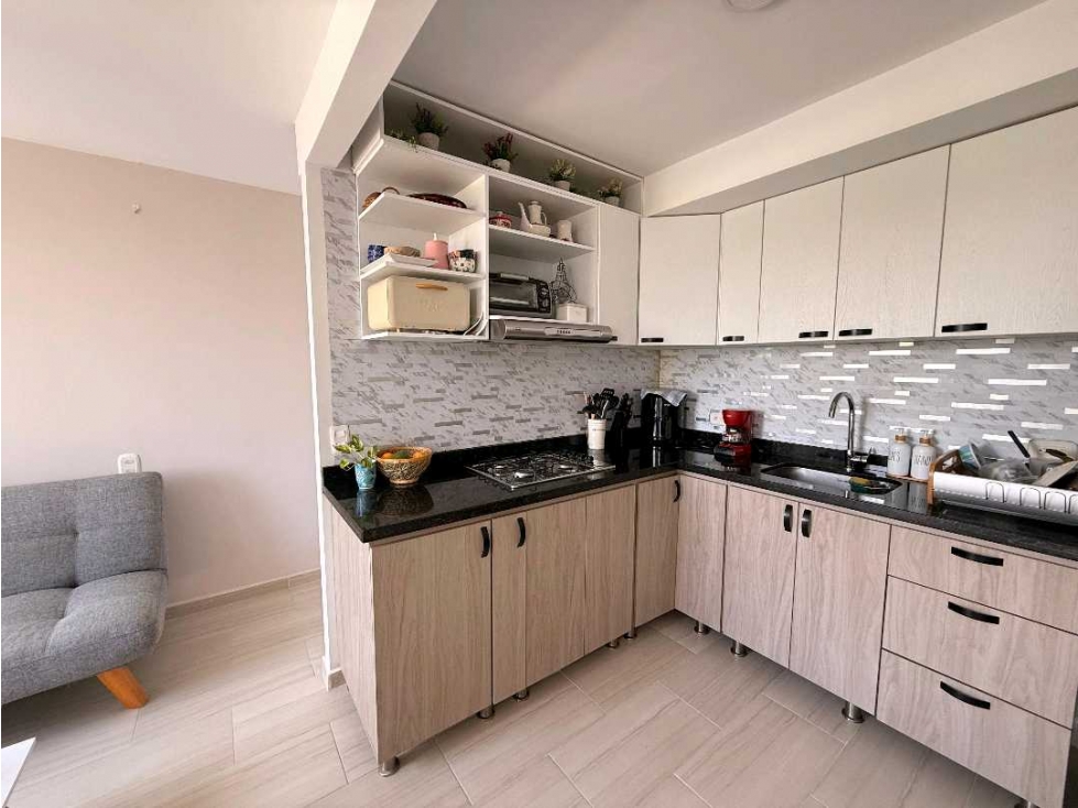SE VENDE APARTAMENTO CIUDAD MELENDEZ PISO9 C/ASCENSOR PARQ.COMUNITARIO — foto 4