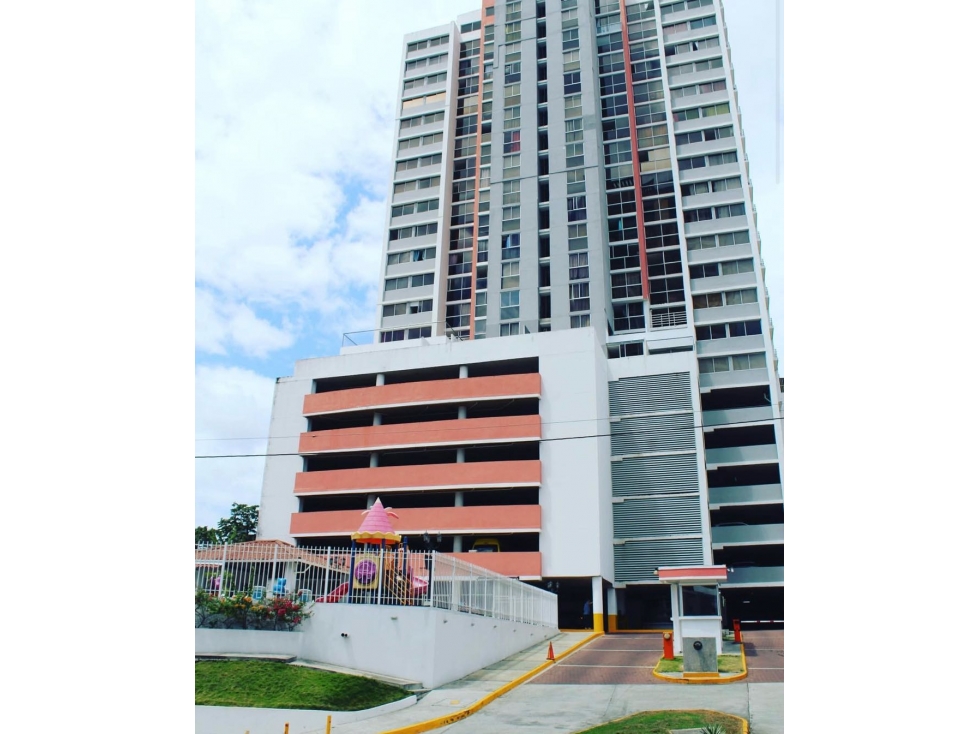 SE VENDE APARTAMENTO CÉNTRICO EN PUEBLO NUEVO PH VISTA MARINA TOWERS