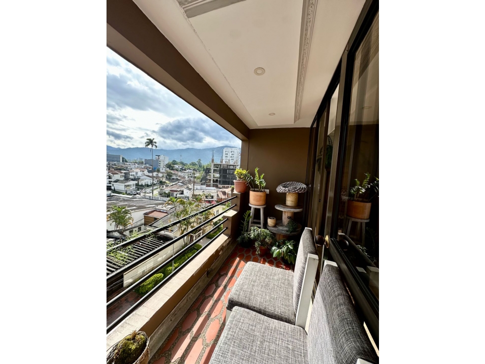 Se Vende Apartamento con Amplios Espacios cerca a la Castellana — foto 3