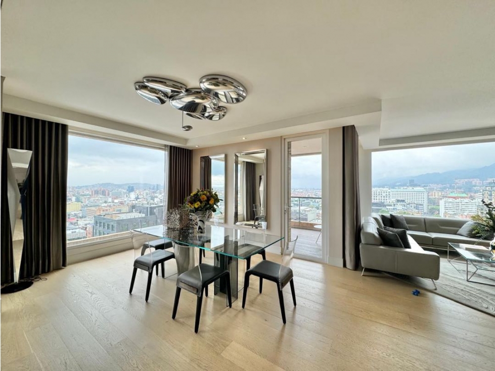 SE VENDE APARTAMENTO EN CHICÓ RESERVADO 298m2