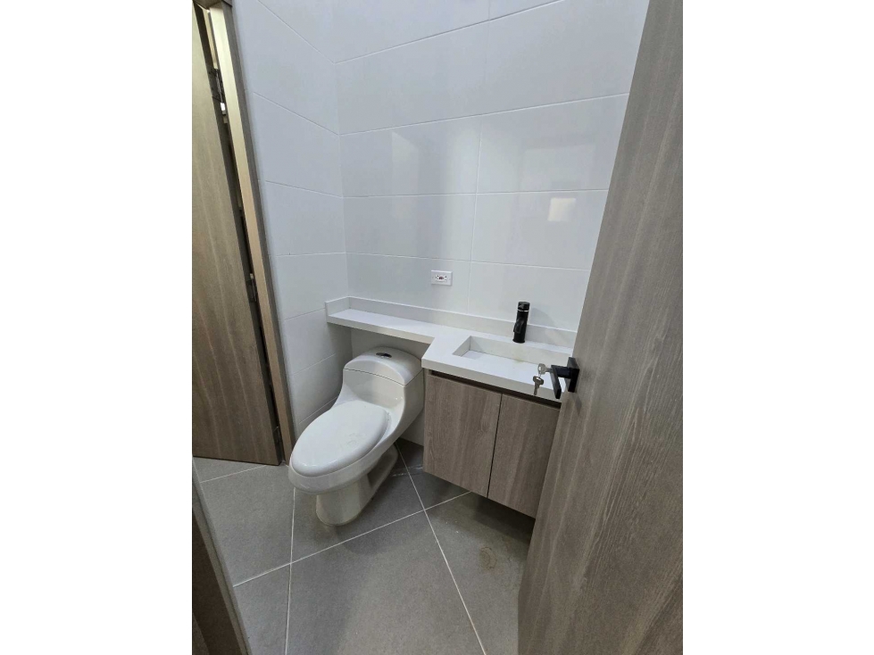 SE VENDE APARTAMENTO CON JACUZZI EN GUATAPÉ - 4