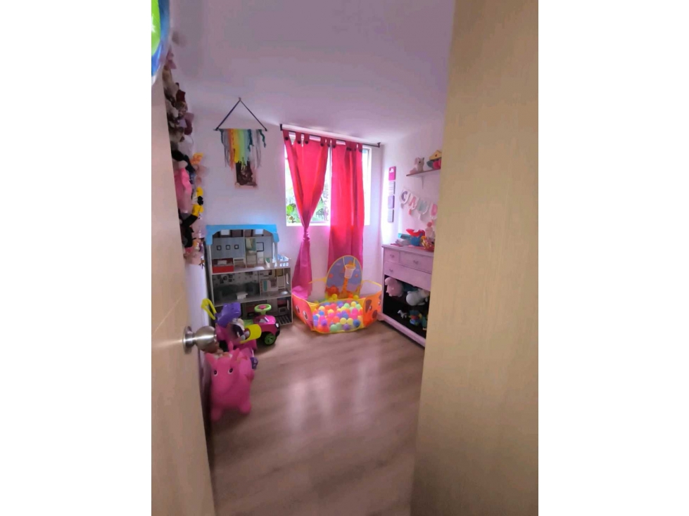 SE VENDE APARTAMENTO CON PARQUEADERO PRIVADO EN UNIDAD CERRADA — foto 5