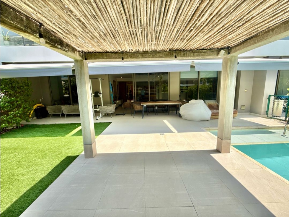 SE VENDE APARTAMENTO CON PISCINA MORROS ZOE. 2 ALCOBAS