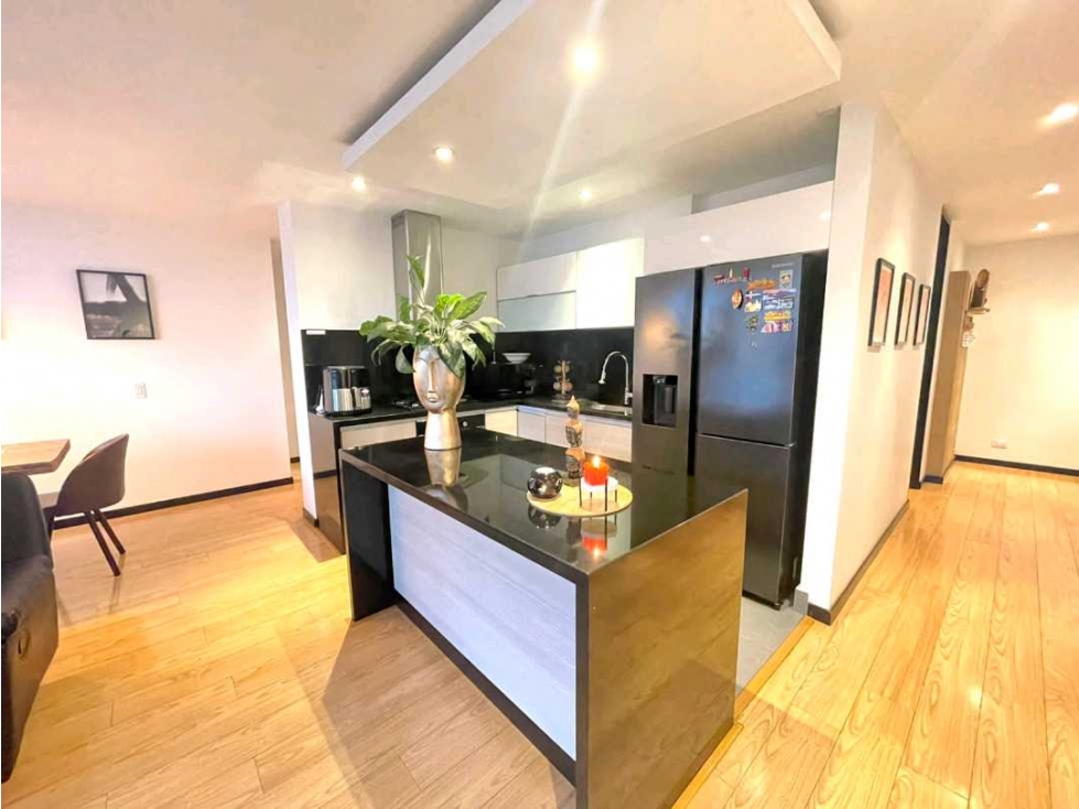 SE VENDE APARTAMENTO CON TERRAZA NUEVA AUTOPISTA