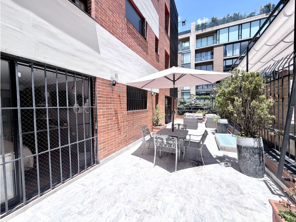 SE VENDE APARTAMENTO CON TERRAZA EN SAN PATRICIO — foto 2