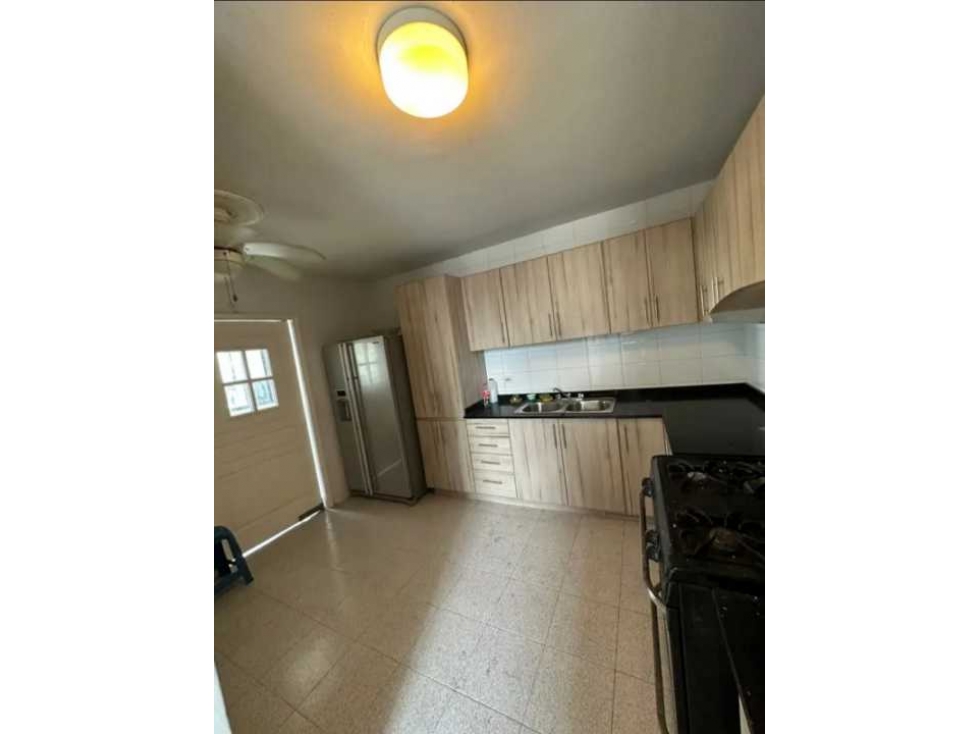 Se vende apartamento de 150 mts en San francisco/Ph Plaza Real $$239K