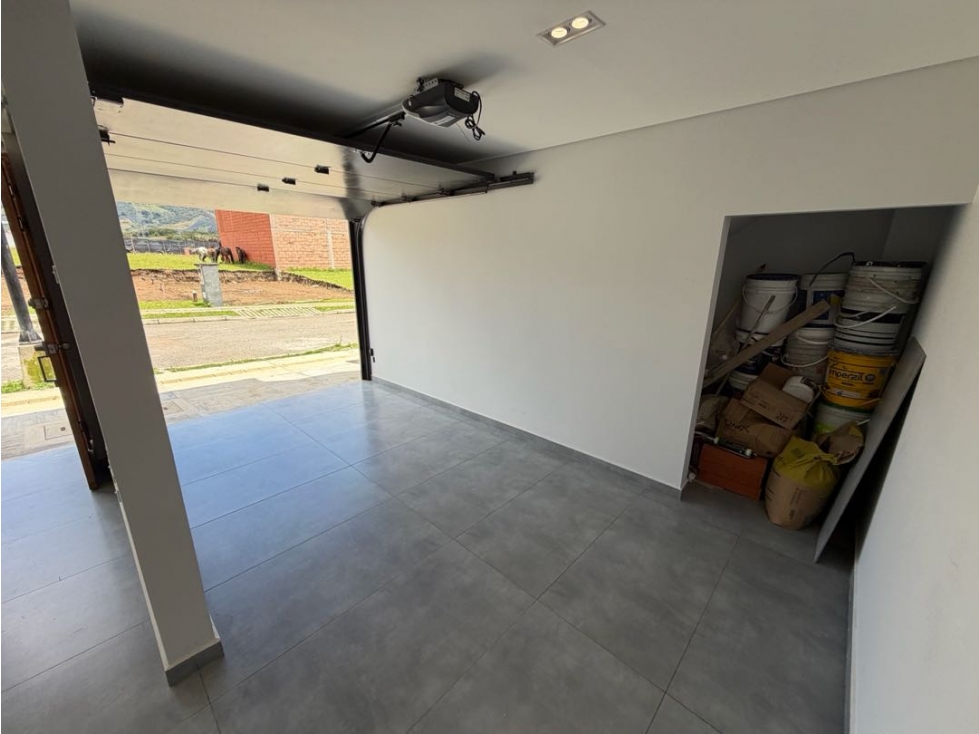 SE VENDE APARTAMENTO DE 1ER PISO EN EL CARMEN DE VIBORAL RESERVA DEL C — foto 4