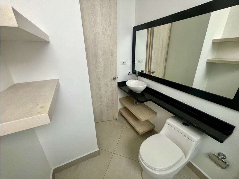 SE VENDE APARTAMENTO DE 3 ALCOBAS,EN LA CASTELLANA NORTE — foto 3