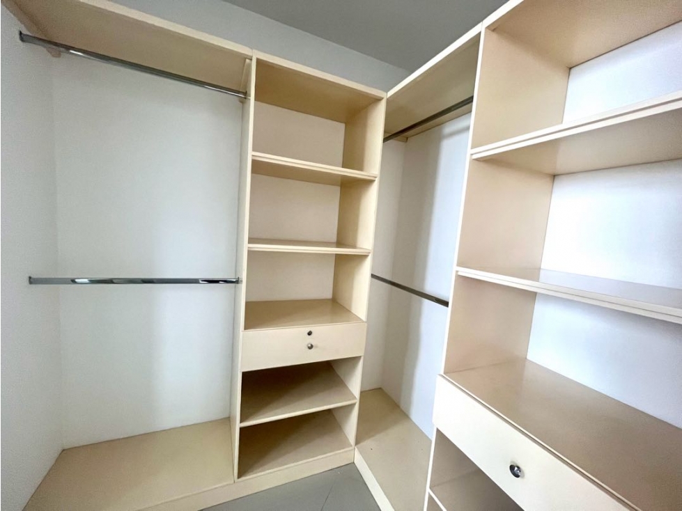 SE VENDE APARTAMENTO DE 3 ALCOBAS,EN LA CASTELLANA NORTE — foto 5