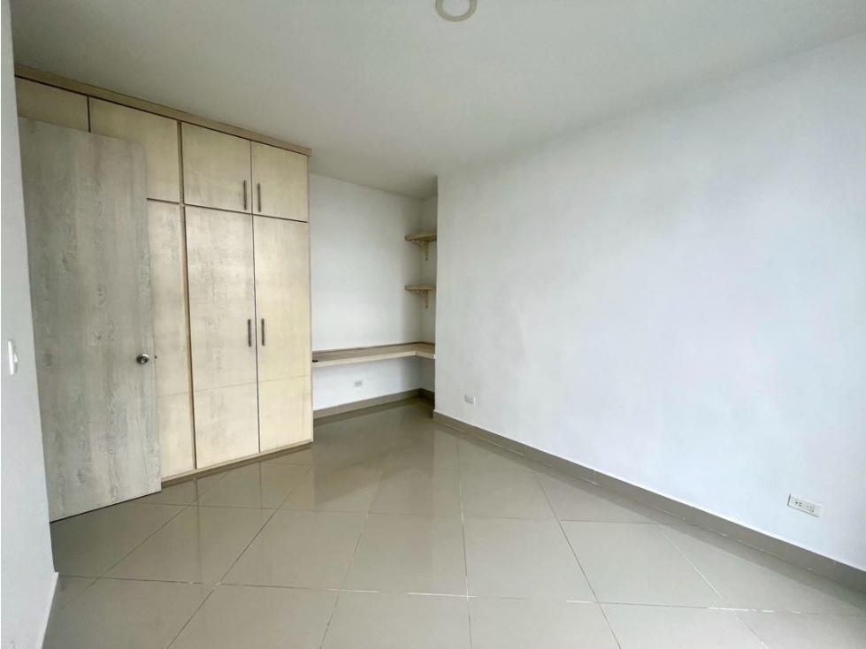 SE VENDE APARTAMENTO DE 3 ALCOBAS,EN LA CASTELLANA NORTE — foto 6