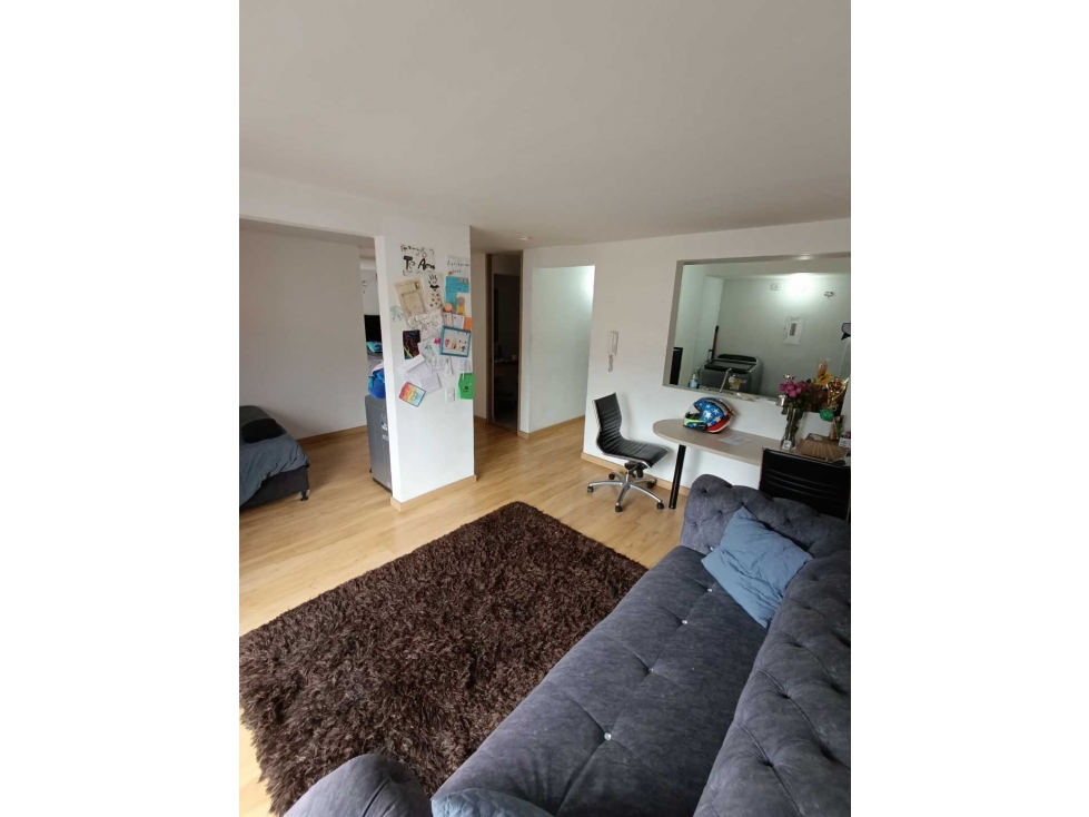 SE VENDE APARTAMENTO DE 3 HABITACIONES CON PARQUEADERO EN OLAYA — foto 2
