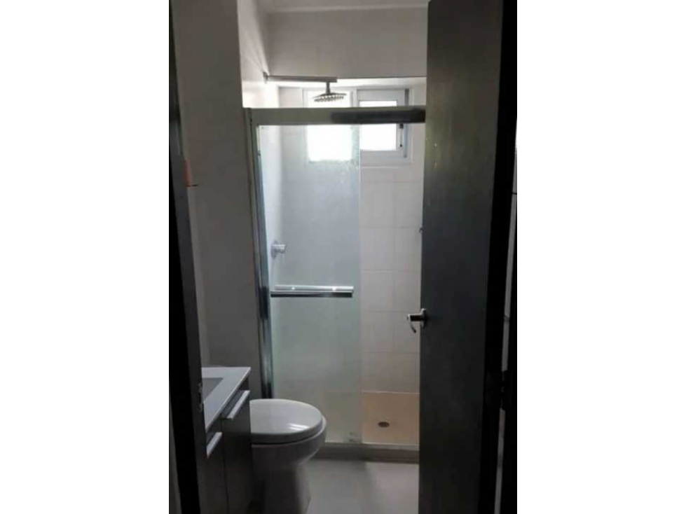 SE VENDE APARTAMENTO DE ESQUINA 125 MTS 3 REC 2 BAÑOS CON LINEA BLANCA — foto 6