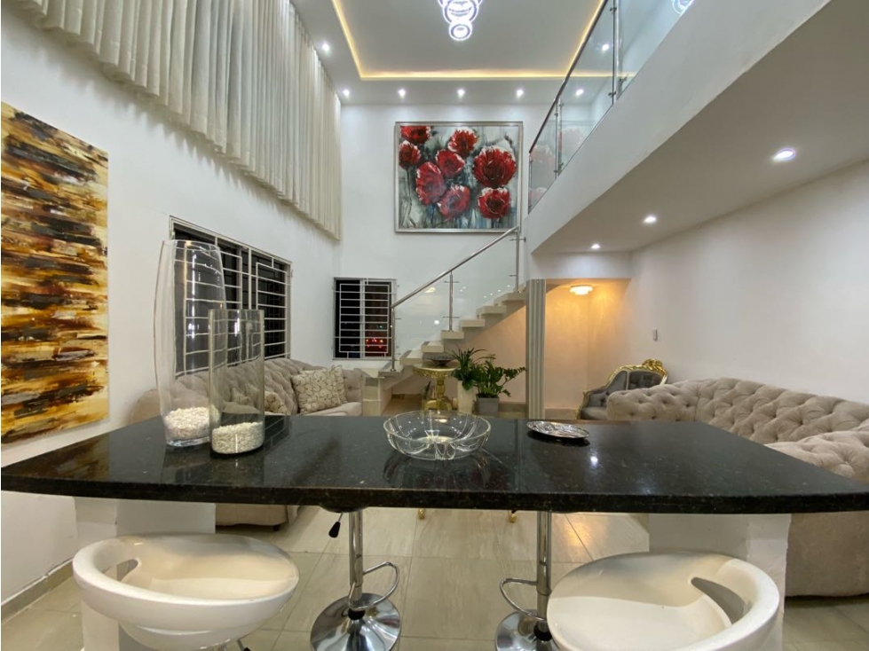 SE VENDE APARTAMENTO DE LUJO DE DOS NIVELES, BIFAMILIAR, BARRIO BOSTON — foto 5