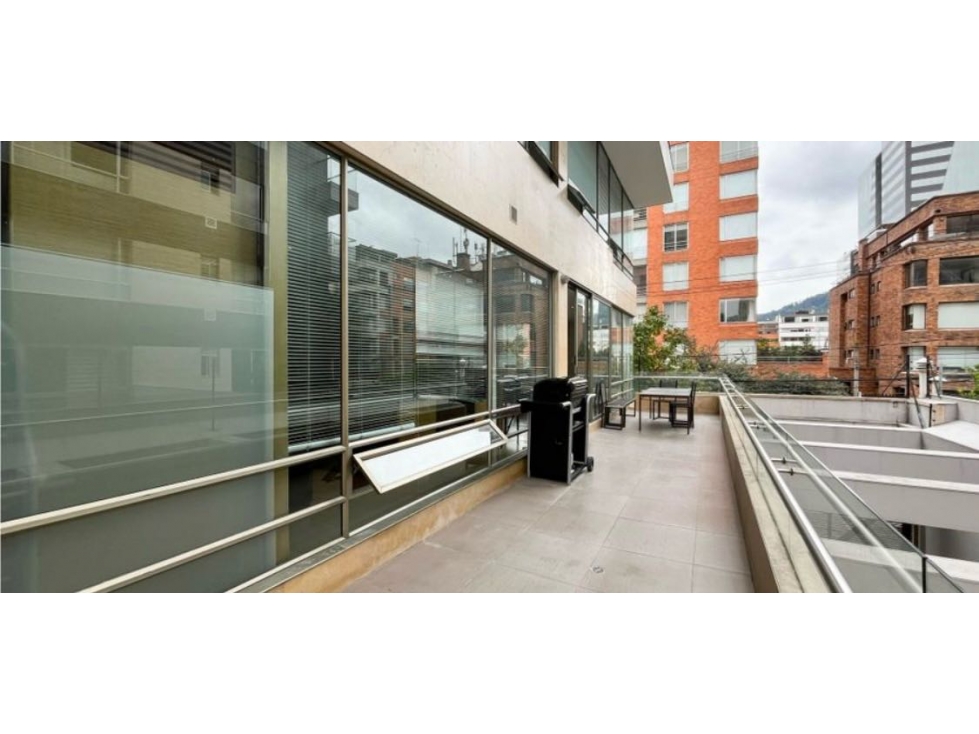 SE VENDE APARTAMENTO DÚPLEX EN CHICO NORTE CON TERRAZA.A — foto 2