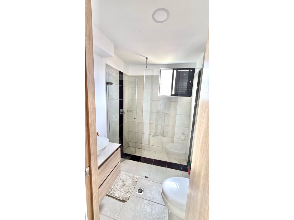 Se vende APARTAMENTO DUPLEX , av 19 norte de Armenia Quindio. — foto 5