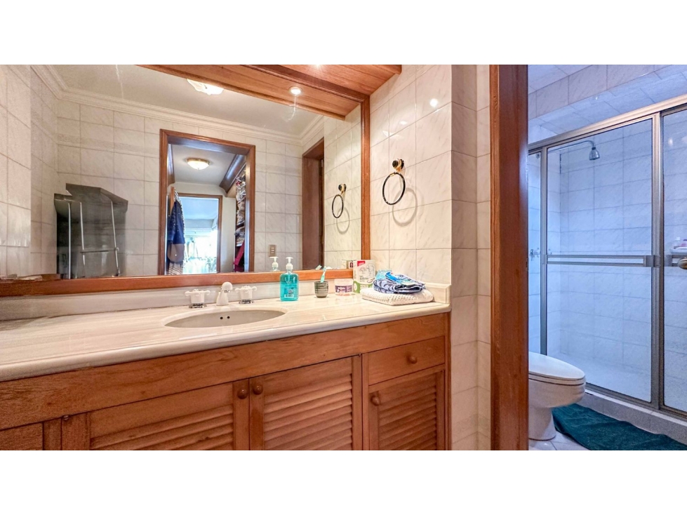 APARTAMENTO DUPLEX CON TERRAZA EN VENTA, SANTA PAULA (Molinos Norte) — foto 5