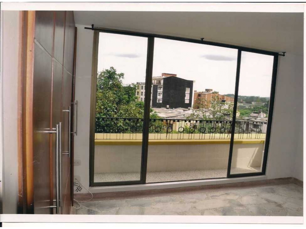 Se vende apartamento duplex de 3 habitaciones en norte dé Armenia — foto 4
