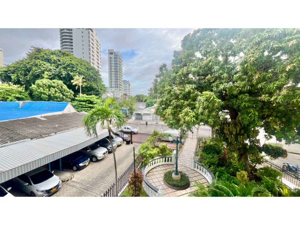 SE VENDE APARTAMENTO DUPLEX EN MANGA 3 ALCOBAS