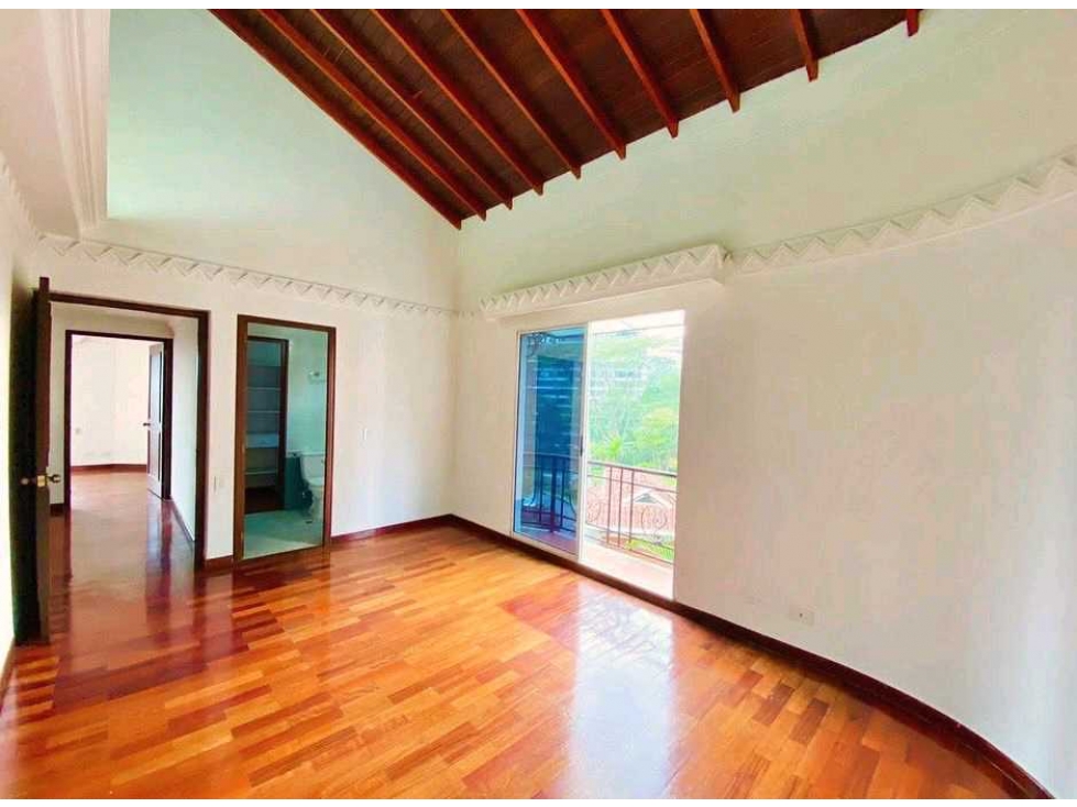 CASA DUPLEX EN EL POBLADO — foto 2