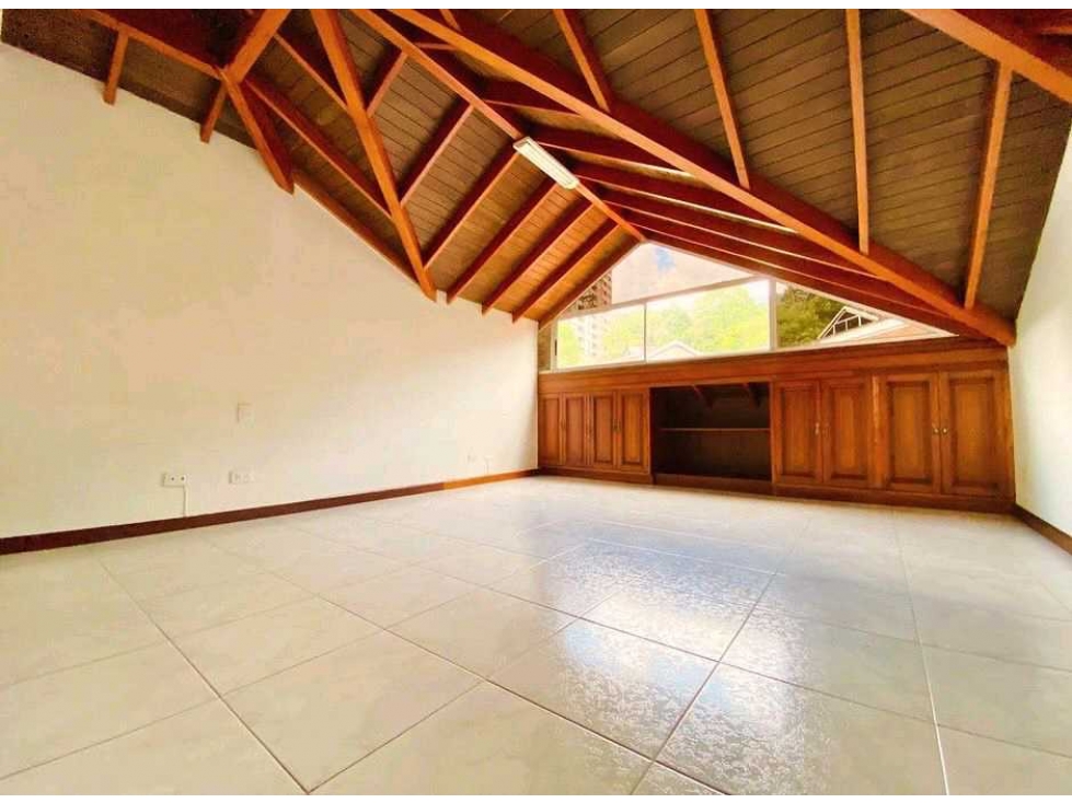 CASA DUPLEX EN EL POBLADO — foto 4