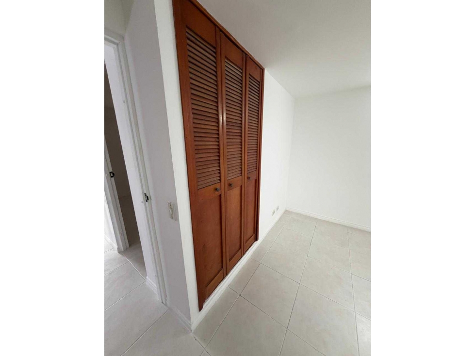 SE VENDE APARTAMENTO DUPLEX PISO 3, EN ENVIGADO EL PORTAL. — foto 5