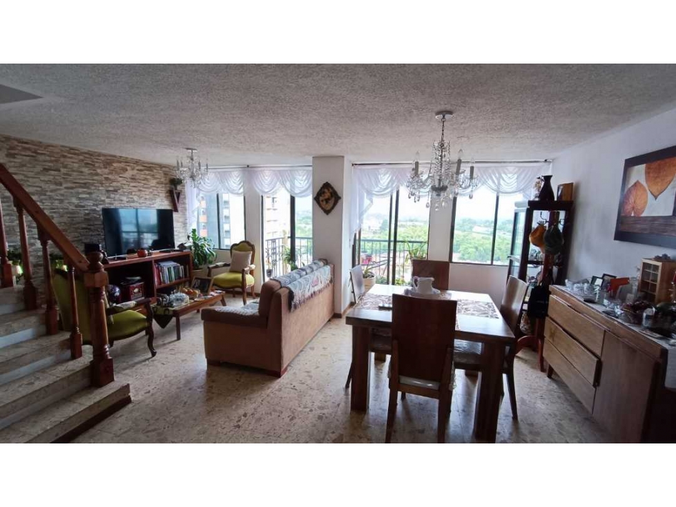 Se vende apartamento duplex remodelado en el norte de Armenia Quindio