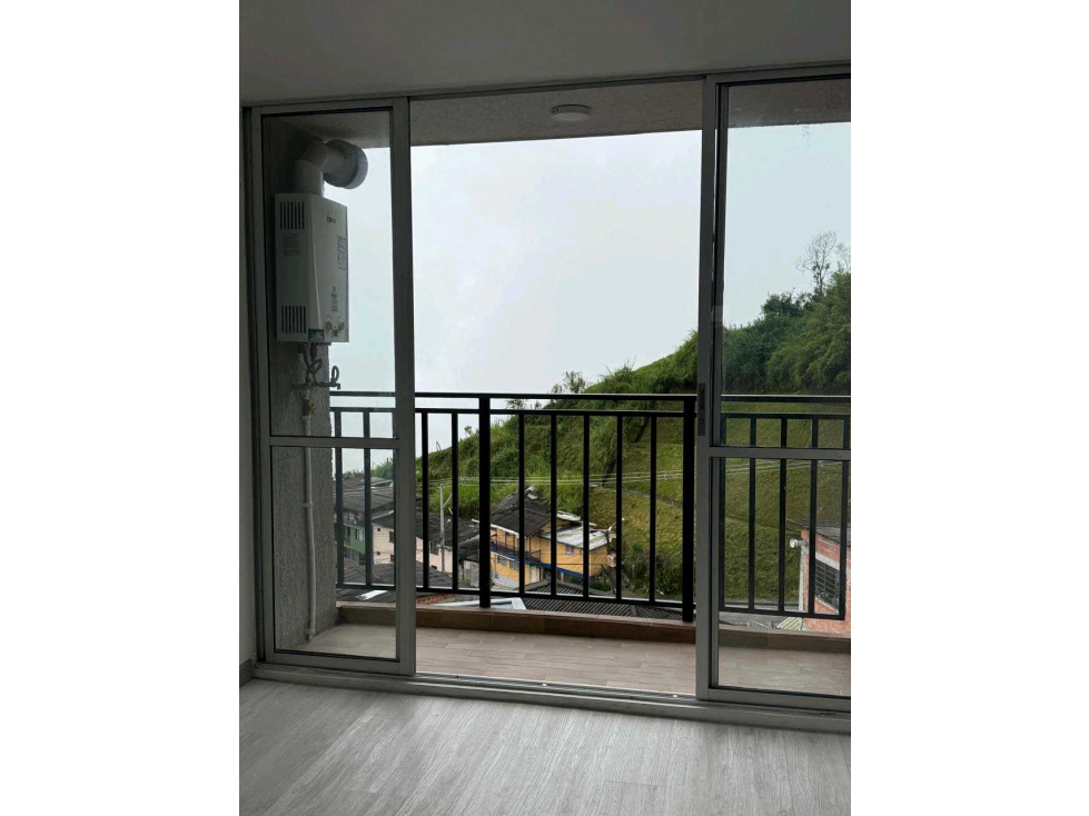 SE VENDE APARTAMENTO, EDIFICIO SOLARIS MANIZALES — foto 2
