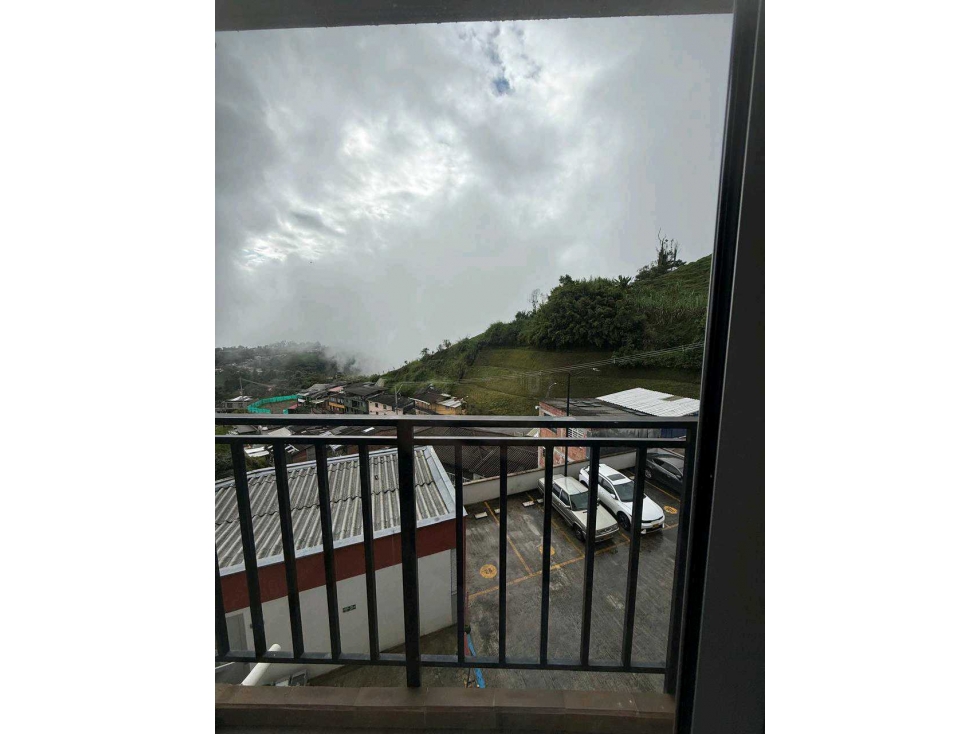 SE VENDE APARTAMENTO, EDIFICIO SOLARIS MANIZALES — foto 3