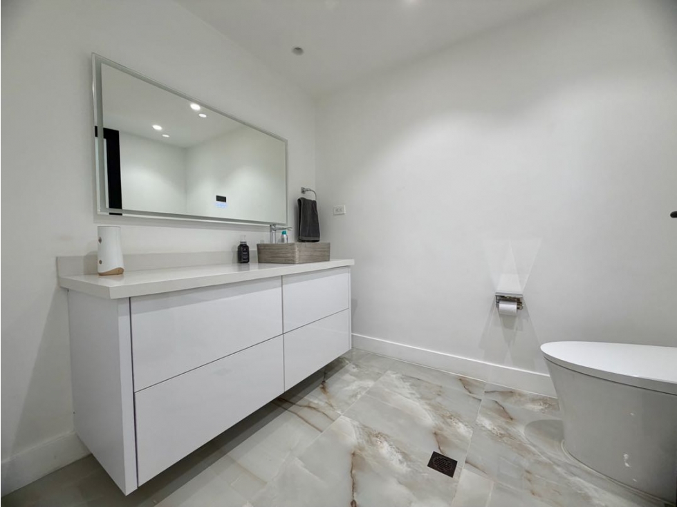 SE VENDE APARTAMENTO EL POBLADO EL CAMPESTRE -TORRE MOLINOS — foto 3