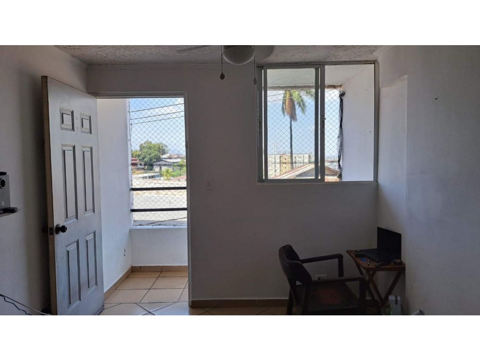 SE VENDE APARTAMENTO EN 12 DE OCTUBRE — foto 2