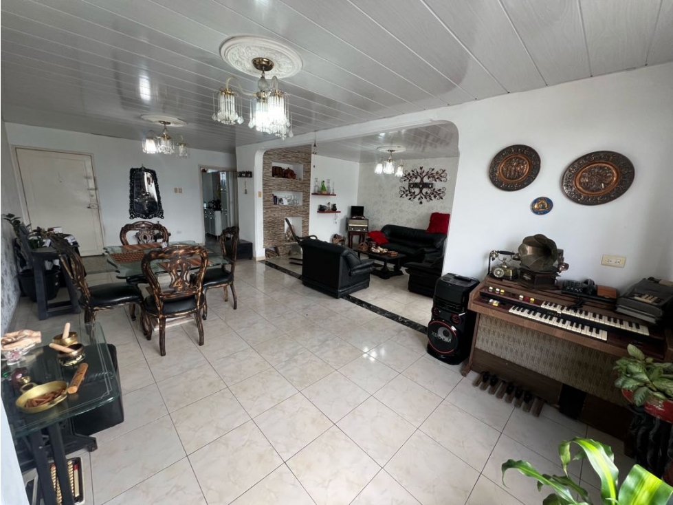 SE VENDE APARTAMENTO EN AV BOLIVAR — foto 4