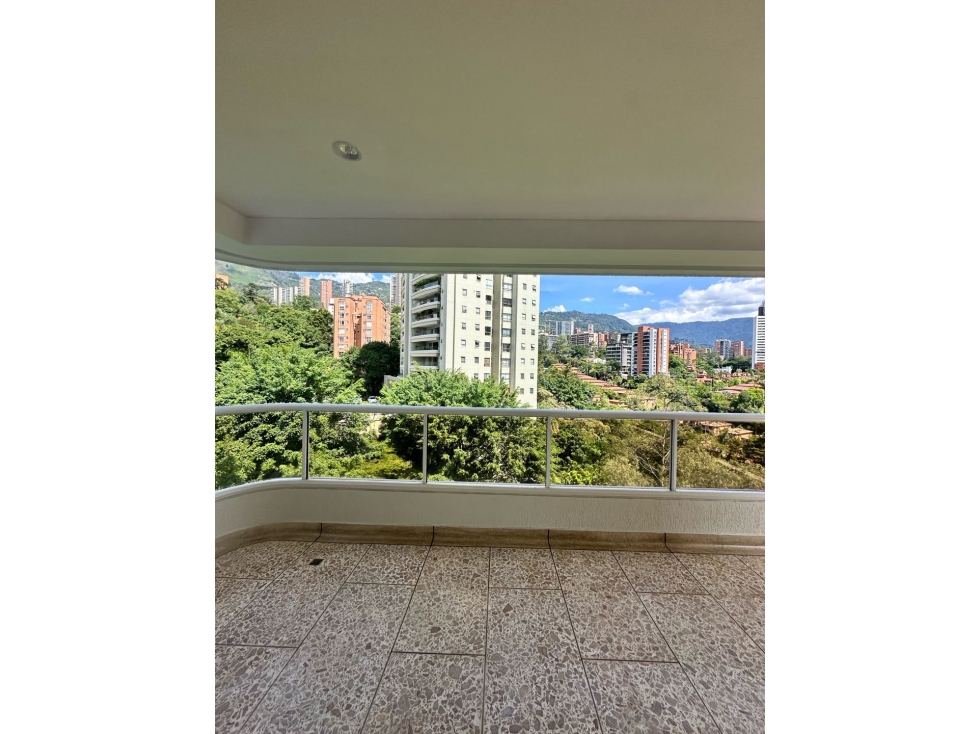 SE VENDE Y ARRIENDA APARTAMENTO EN BALSOS
